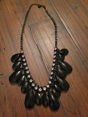 Black Teardrop And Rhinstone Bibb Necklace